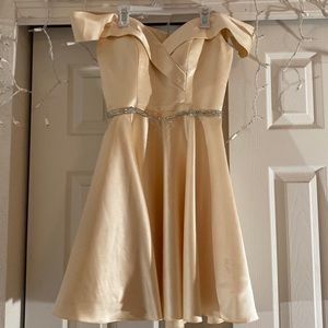 Size small gold quince dress